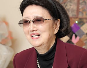 90歳森英恵「孫たちから着想を」森泉・星姉妹との関係語る