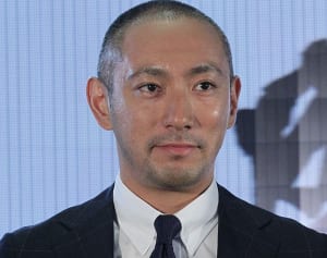 麻央と離れない！海老蔵が下した“遠方巡業辞退の極秘決断”