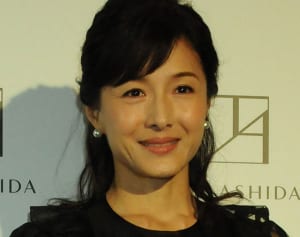 水野真紀見せた俳人の顔 「料理の失敗も詠んでいます（笑）」