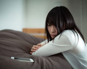 40-50代女性に聞いた「つながっている“昔のオトコ”いますか?」