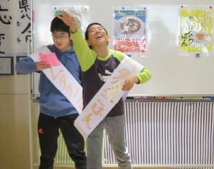 立候補者は「ビビンバ」　メニュー投票で選挙体験