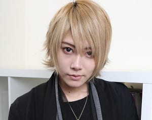 男装女子ルウトのドラマ秘話 「女性の格好でも男に見える」