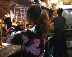 沖縄の高校生３割が困窮、バイト代を「家計の足し」に…進路選択にも影響