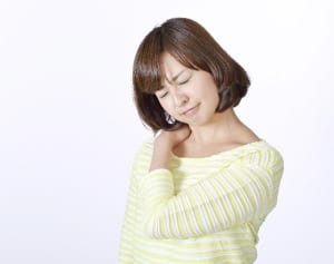 「こったらもむ」はNG！肩こりを悪化させるダメな習慣7