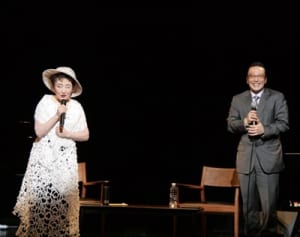 ひばりゆかりの磯子で熱唱　加藤登紀子、逸話も語る