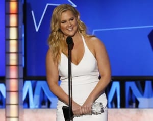 バービー人形の実写映画、主人公役エイミー・シューマーが降板