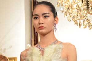 沖縄の伝統文化×高級ジュエリー「ファッションデザインの新たな見せ方」ショー開催