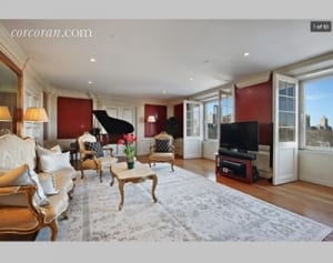 デヴィッド・ボウイのアパートメント、ピアノ付きで売りに