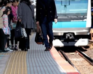 「無人」ホーム85％　東京・神奈川、転落相次ぎ対策急務