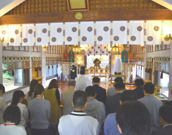 沖縄県護国神社で『神社コン』人気の理由は「信頼感」