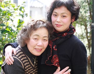 認知症の実母モチーフに作品撮った映画監督が語る「家族」