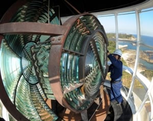 剱埼灯台の内部を一般公開　5月27日　三浦