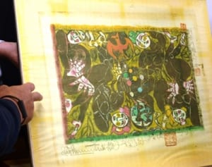 偽物にすり替わった志功作品、誰の仕業、本物はどこ　神奈川県民ホール