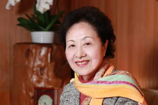 曽野綾子明かす晩年の三浦朱門さん「今でも夫の声聞こえる」 | 女性自身