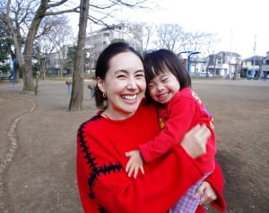 ダウン症のある子持つ母親が受けた「小池都知事の後押し」