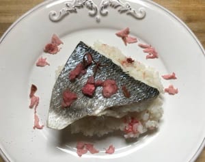 第125飯「鯛の桜蒸しごはん」