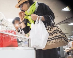 桜田淳子 復帰公演1カ月…試食5店はしご後の驚愕爆食ランチ