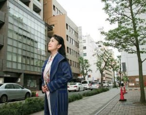 ハマの「街娼」五大さん熱演　横浜大空襲の日に合わせ上演