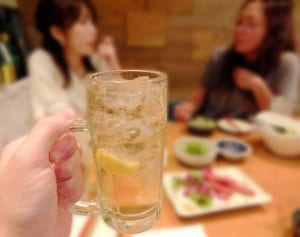 “ストレスオフ”愛媛県、秘訣の「井戸端会議」に科学的根拠