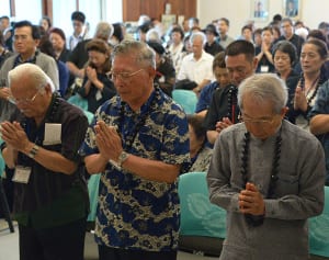 沖縄戦米軍捕虜の魂安らかに…ハワイ初開催の慰霊祭200人以上の参列者