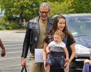 ジョージ・クルーニーだけじゃない！　50歳OVERで父になったセレブたち