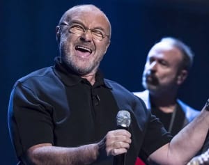 フィル・コリンズ、手術の後遺症が原因で大ケガ――公演延期へ