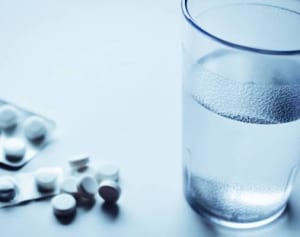 口腔がん、アルコール依存…重病招く女性の“オッサン”習慣