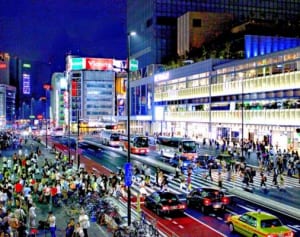 「夜遊び」が日本を救う？「ナイトタイムエコノミー」のススメ