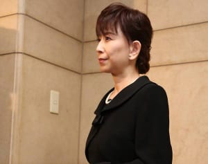 大場久美子 夫とヘルパーで行った父への「24時間介護態勢」