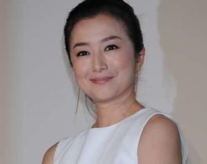 鈴木京香 長谷川博己と格差埋まるもなかなか結婚しないワケ