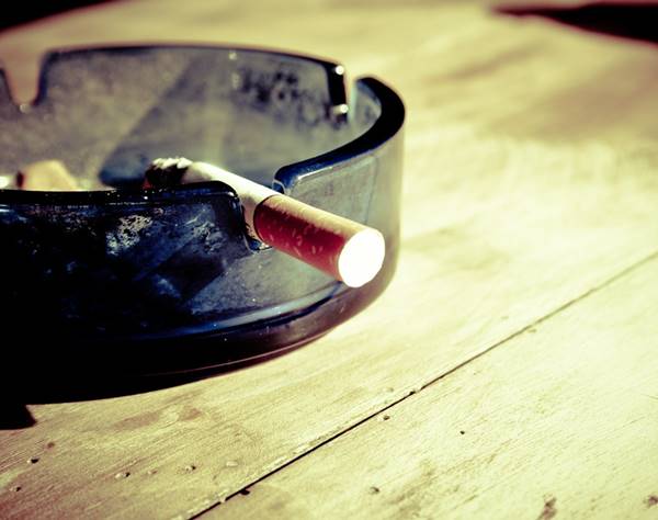 禁煙法施行10年――イギリスの喫煙率が過去最低に