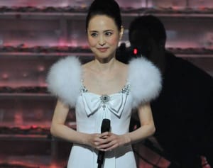 松田聖子「腰痛治療中の妻を支える！」歯科医夫の献身5年