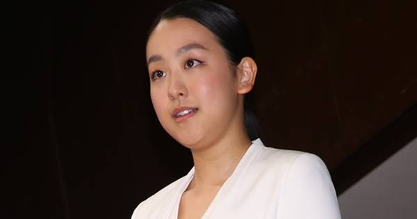 浅田真央 年収4億円も プロ転向で出演料2倍のバブル到来 女性自身