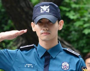 東方神起・チャンミン除隊　21日から活動再開へ