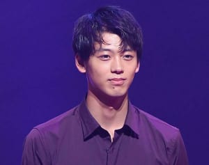 竹内涼真　現場騒然！スマホ待ち受けにしていた“謎の年下美女”