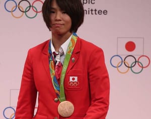 “野獣”松本薫が語る仰天育児奮闘「しゃべりながら産んだ」