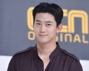 2PMテギョン 入隊前夜もファンと交流に「さすがの精神力」