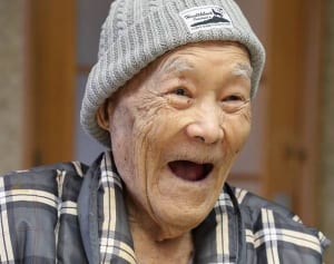 112歳男性世界最高齢　元気の秘密は「食事も移動も“自力”！」