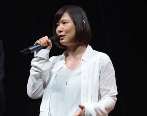 絢香もバセドウ病罹患…「甲状腺疾患」の予防法はある？