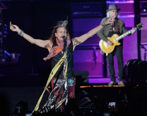 エアロスミスがツアーを中止…スティーヴン・タイラーに健康問題