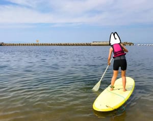 夏が過ぎても海が楽しい！セレブ嗜む「SUP」に挑む