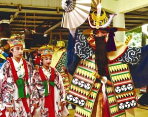 島の民俗芸能、脈々と伝承　多良間・豊年祭「八月踊り」