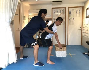 最先端の治療トレーナーに学ぶ簡単「腰痛予防」テクニック