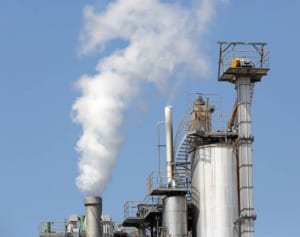 泥水に野菜漬ける作業員も…危険すぎる米国・中国食品の実態