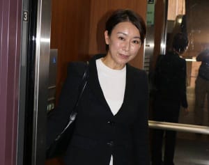 山尾志桜里氏　不倫疑惑出馬の窮地を救った前原誠司氏の寵愛