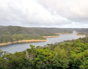 福地ダム、高江米軍ヘリ炎上であわや停止　沖縄本島の６割送水