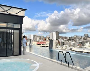 那覇前島に新ホテル　ＷＢＦリゾート沖縄があす開業　県内初、シースループールも