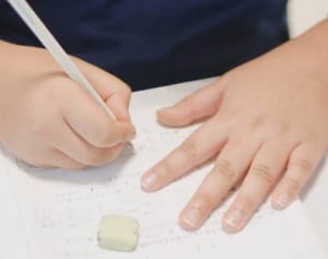 青学よりもあの私立小学校！芸能人“お受験戦線”に異状アリ