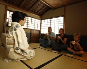 国王からホームレスまで…世界に発信していく「茶の心」