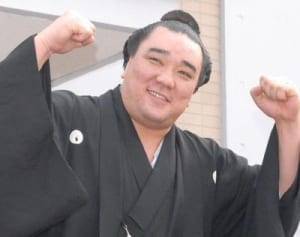 「日馬富士ショックで仕事減る！」好角家タレントたちが悲鳴